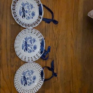 3 piece set of decorative plates